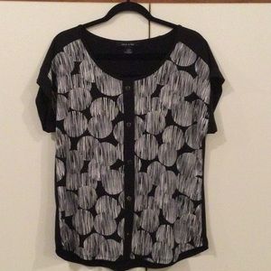NWOT Adele & May size L short sleeve top